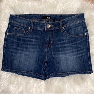 a.n.a A New Approach Mid-Rise 3 1/2" Denim Short